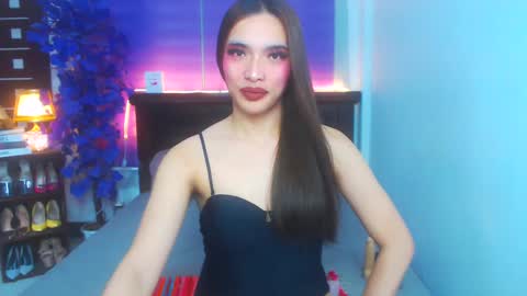 Snapshot of preciosa_banks69 chatting on March 7, 12:01 pm preciosa_banks69 online show from March 7, 12:01 pm