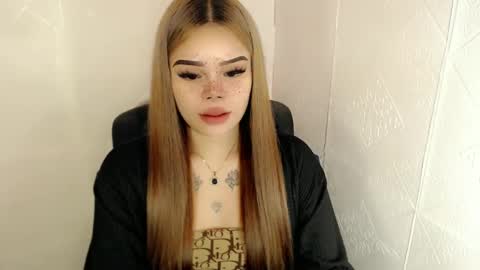 Snapshot of preciousangel69xxx chatting on March 8, 12:22 am MAXXINE online show from March 8, 12:22 am