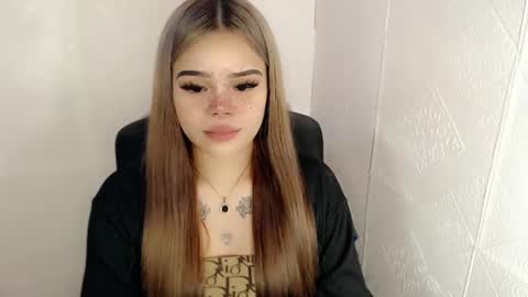 Snapshot of preciousangel69xxx chatting on February 25, 2:48 pm MAXXINE online show from February 25, 2:48 pm