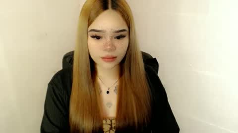 Snapshot of preciousangel69xxx chatting on September 30, 6:13 am MAXXINE online show from September 30, 6:13 am