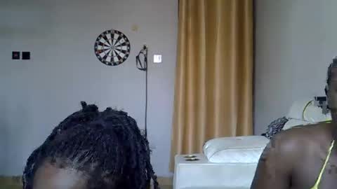 Snapshot of preetycookie chatting on September 16, 8:17 am Lilly online show from September 16, 8:17 am