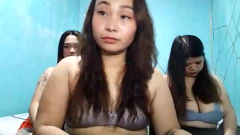 preggyliz online show from November 11, 11:23 am