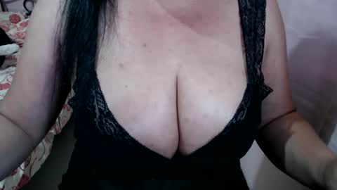 Snapshot of pregnantsinglesugar chatting on February 7, 9:37 am WELCOME IM SINGLE PREGNANT REALLY HARD TO BE A SINGLE WITH TWIN SO PLS STOP BEING RUDELIARWASTING TIME. BE CONSIDERATE. TNX online show from February 7, 9:37 am