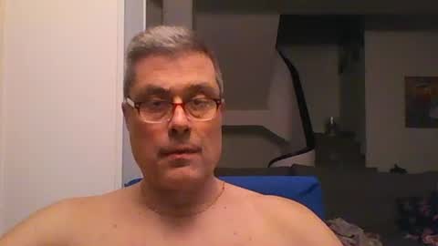 prendimisubito online show from March 31, 9:15 pm