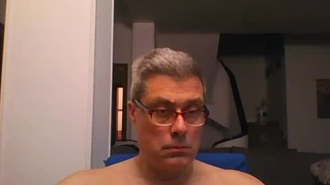 prendimisubito online show from April 18, 10:21 pm