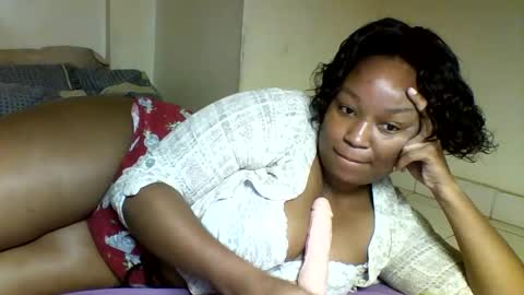 Snapshot of prettie_diva0 chatting on October 3, 3:42 pm Prettie diva online show from October 3, 3:42 pm