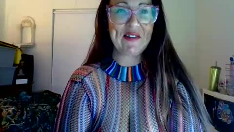 pretttykittty88 online show from September 12, 9:11 am