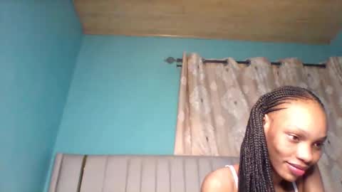 pretty253 online show from December 1, 10:30 pm