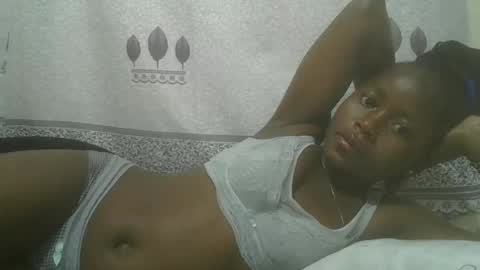 Snapshot of pretty_abella chatting on February 20, 11:31 am abella online show from February 20, 11:31 am