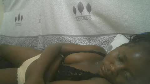 Snapshot of pretty_abella chatting on March 2, 8:40 pm abella online show from March 2, 8:40 pm