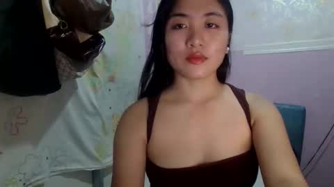 Snapshot of pretty_am chatting on October 12, 7:01 am pretty_am online show from October 12, 7:01 am