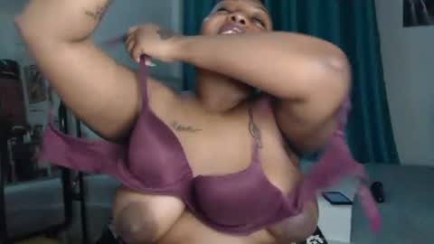 Annah online show from July 7, 2:02 am