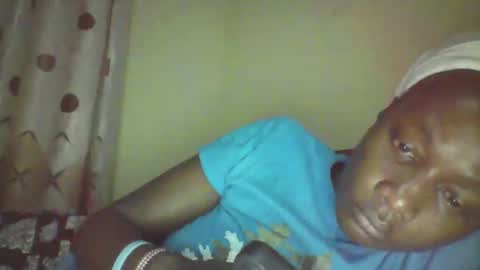 Snapshot of pretty_beib chatting on October 14, 2:47 am Karol online show from October 14, 2:47 am
