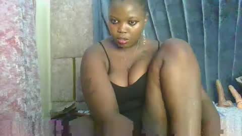 Snapshot of pretty_fel chatting on October 2, 4:28 pm pretty_fel online show from October 2, 4:28 pm