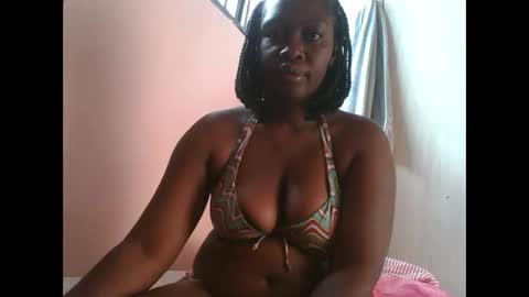 pretty_kylah online show from December 19, 5:14 am