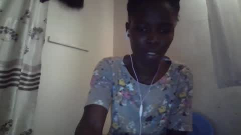 pretty_petite_ebony online show from November 1, 5:39 am
