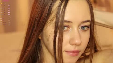 Snapshot of pretty_princess_elina chatting on March 7, 2:04 am Elina online show from March 7, 2:04 am