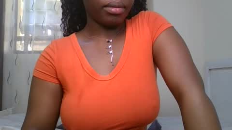 pretty_shila online show from November 4, 10:27 am