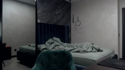 Justin online show from February 18, 8:03 am