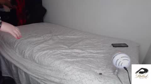 Mistress Mallad online show from March 27, 3:23 am