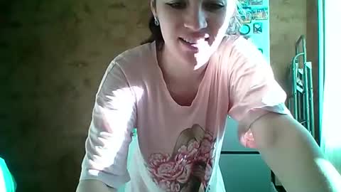 Bella online show from May 18, 3:16 am