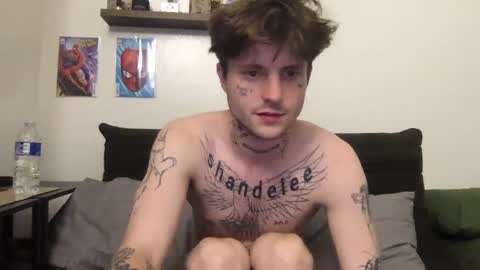 Snapshot of prettyboyszn chatting on September 18, 4:38 am pretty boy online show from September 18, 4:38 am
