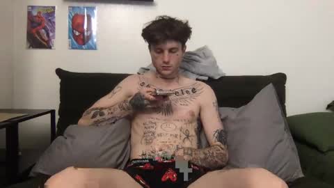 Snapshot of prettyboyszn chatting on September 9, 7:19 am pretty boy online show from September 9, 7:19 am