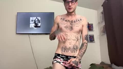 pretty boy online show from March 4, 4:20 am