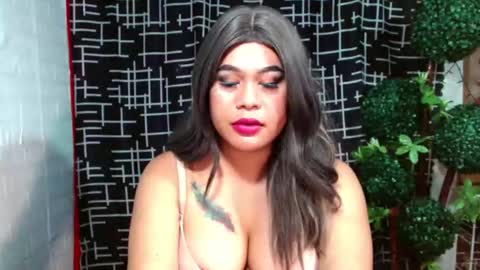 Snapshot of prettydiannara chatting on October 16, 6:13 am prettydiannara online show from October 16, 6:13 am
