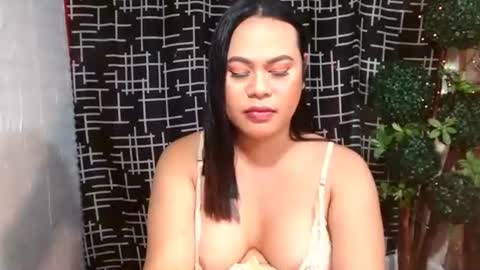 Snapshot of prettydiannara chatting on October 8, 4:07 am prettydiannara online show from October 8, 4:07 am