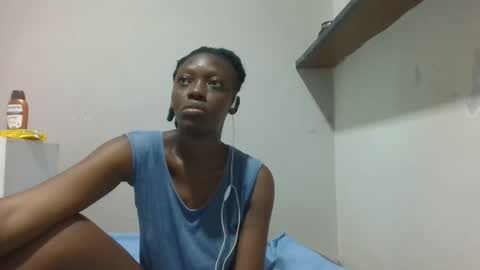 prettydollk_dons online show from March 4, 12:46 pm