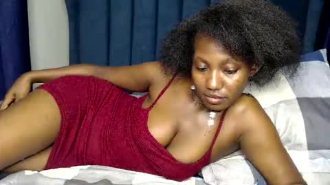 Snapshot of prettygoddess1 chatting on October 19, 5:39 pm Mary online show from October 19, 5:39 pm