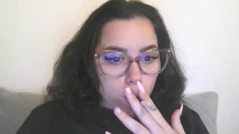 prettyjulliette online show from January 31, 11:24 pm