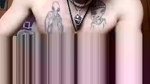 prettysolidd7 online show from January 13, 5:44 pm