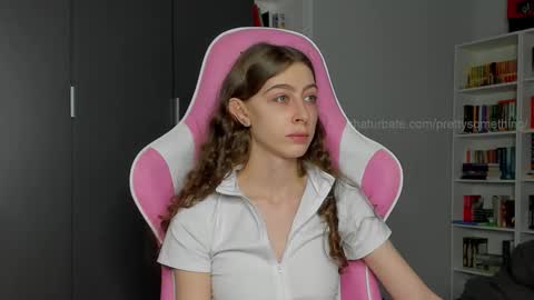 Sophie  next stream will be at Monday  i will wait you guys  online show from September 23, 3:06 pm