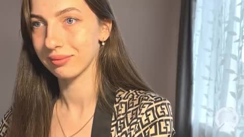 Snapshot of prettyyy_angel chatting on September 28, 1:31 pm prettyyy_angel online show from September 28, 1:31 pm