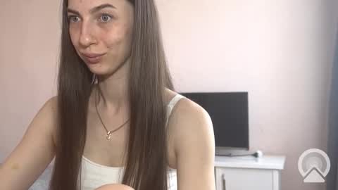 Snapshot of prettyyy_angel chatting on September 17, 8:07 am prettyyy_angel online show from September 17, 8:07 am
