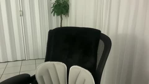 prettyyykittyyy22 online show from December 20, 5:25 am