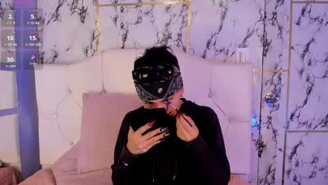 Apolo online show from February 25, 3:37 pm