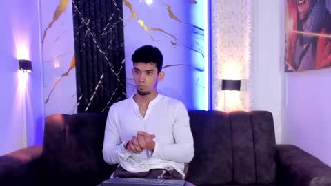 prince_arthur77 online show from May 13, 2:05 pm