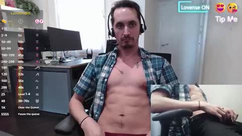 Riffraff online show from October 11, 10:42 am