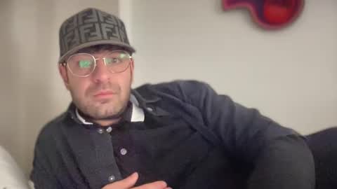 PrinceA933 online show from December 4, 6:29 pm