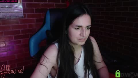 Snapshot of princesa_leia_zathur chatting on March 11, 1:48 am Leia online show from March 11, 1:48 am