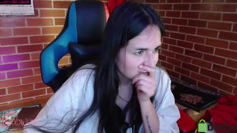 Snapshot of princesa_leia_zathur chatting on February 11, 4:35 pm Leia online show from February 11, 4:35 pm