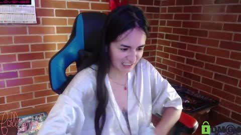 Snapshot of princesa_leia_zathur chatting on March 7, 4:11 pm Leia online show from March 7, 4:11 pm