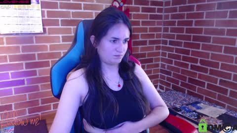 Snapshot of princesa_leia_zathur chatting on February 7, 3:52 pm Leia online show from February 7, 3:52 pm