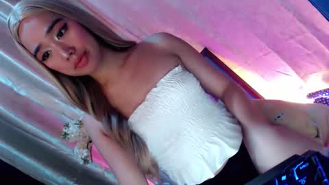  My Love online show from March 25, 8:32 am