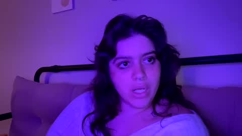 Snapshot of princesslaylaa chatting on February 8, 8:09 am princessviccxo online show from February 8, 8:09 am