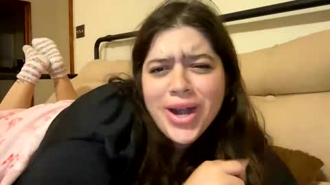 Snapshot of princesslaylaa chatting on January 11, 8:43 am princessviccxo online show from January 11, 8:43 am