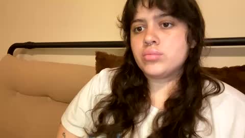 Snapshot of princesslaylaa chatting on February 1, 6:54 am princessviccxo online show from February 1, 6:54 am